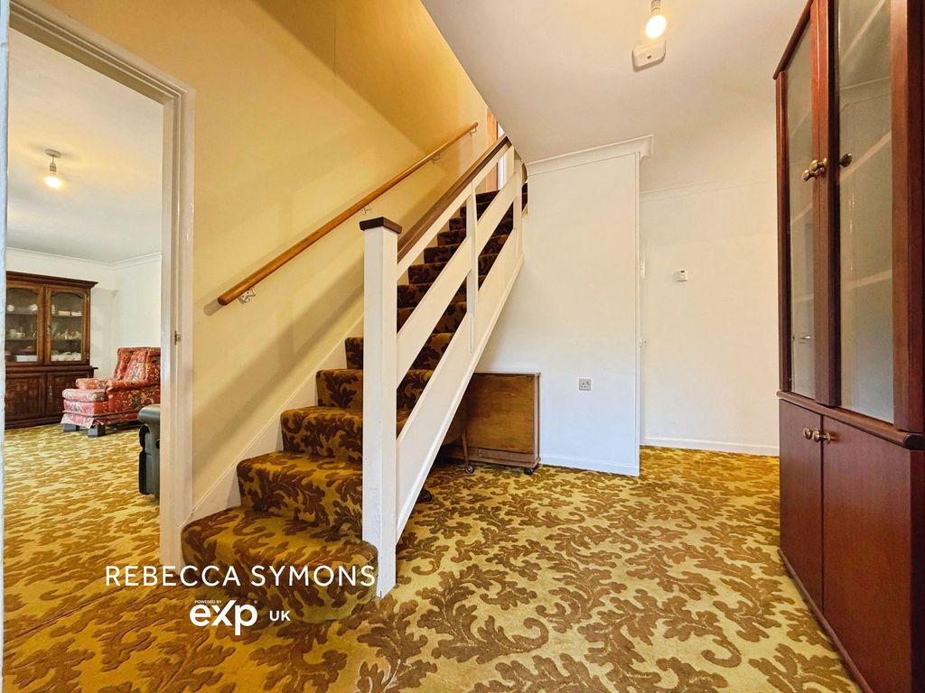 Property photo 2 of 26