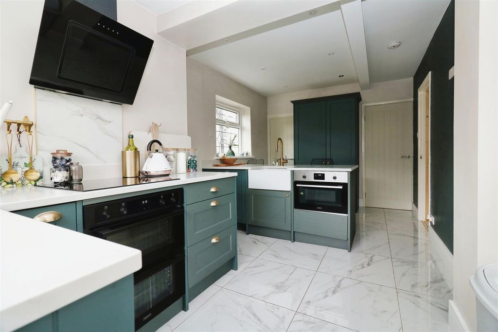 Property photo 2 of 26 Extended Breakfast Kitchen