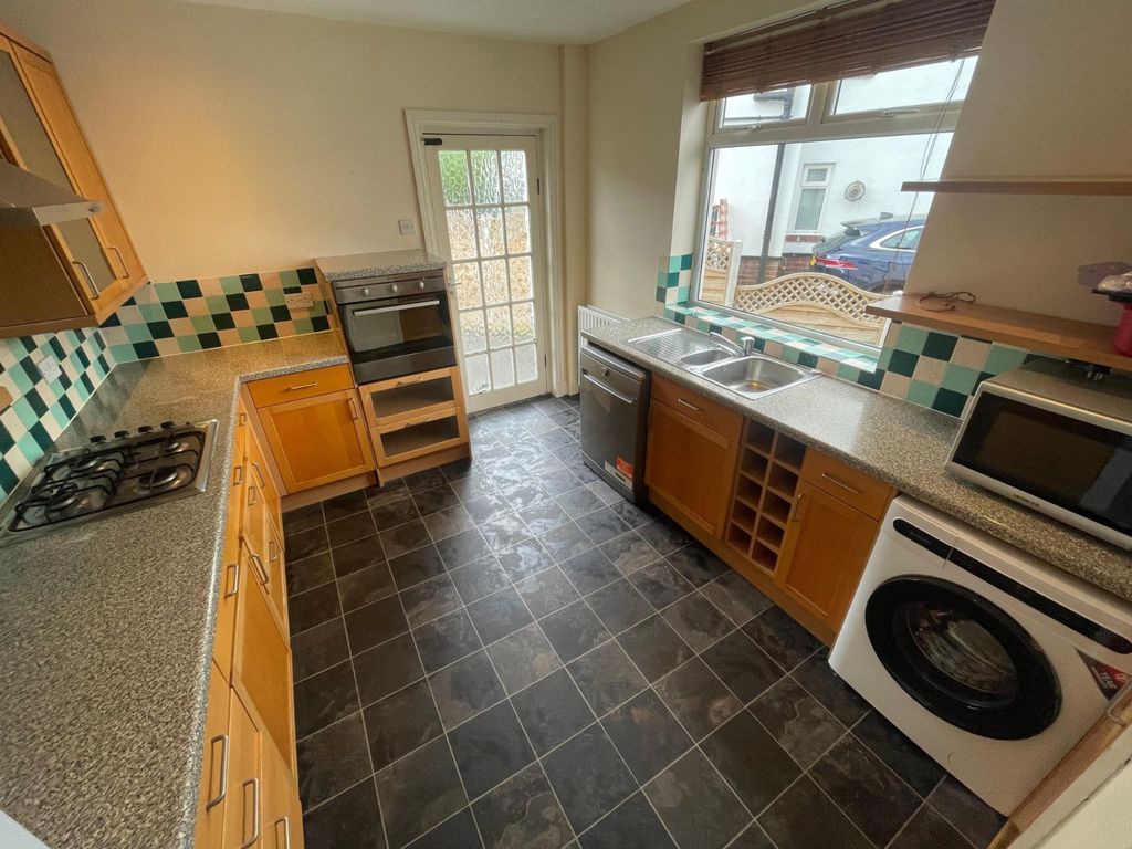 Property photo 3 of 14 Picture No. 10