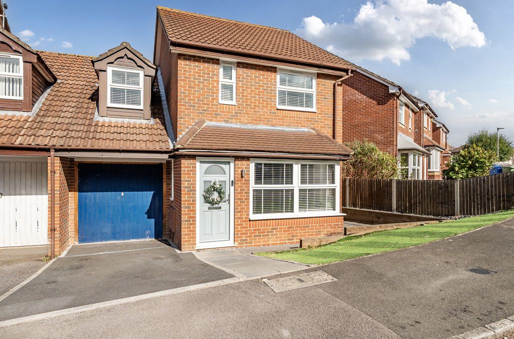 Property photo 1 of 14 1356153-1-68d3Ecd...