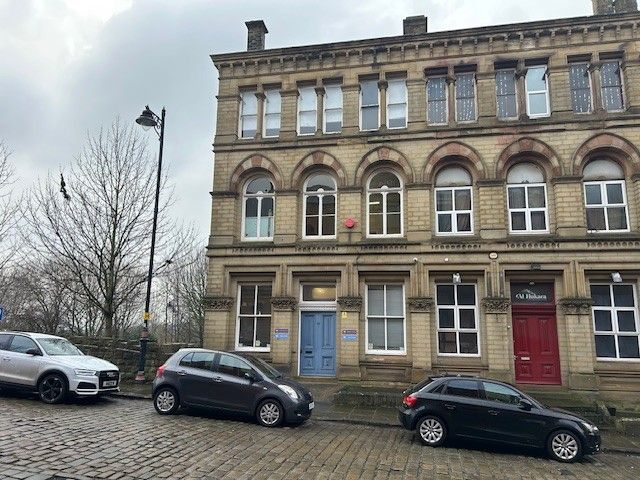 Property photo 1 of 4