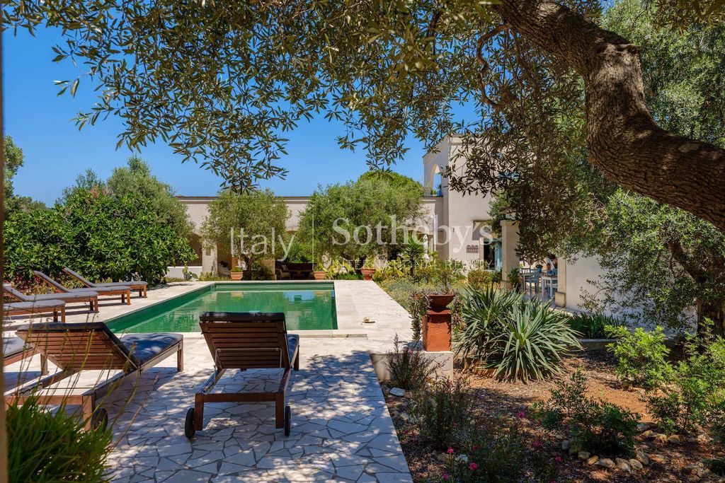 Property photo 2 of 30