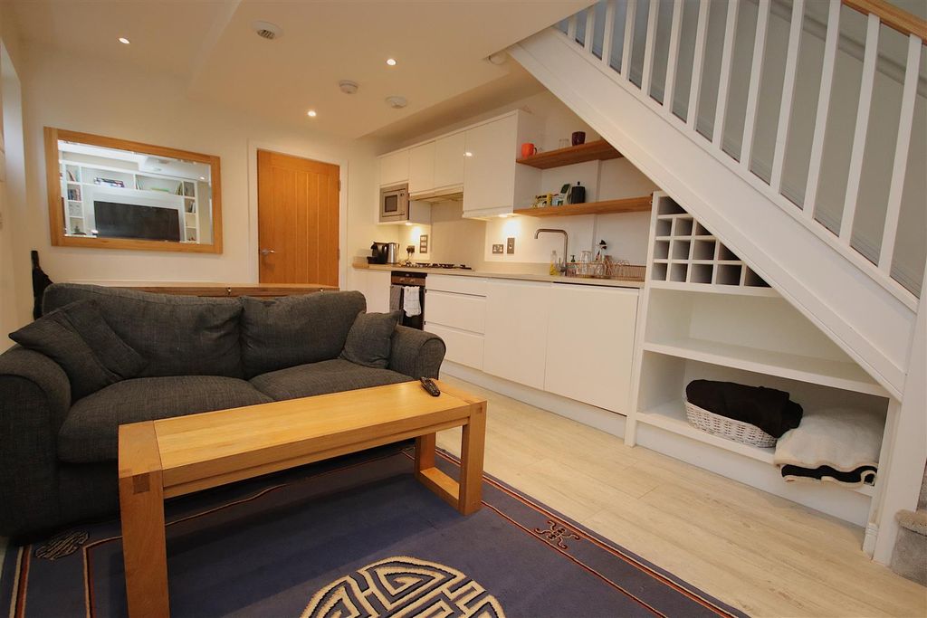 Property photo 3 of 8 Img_5578.Jpg