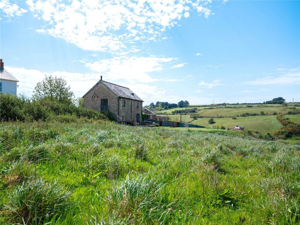 Property photo 2 of 28 House &amp; Field