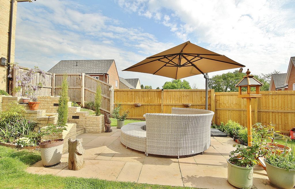 Property photo 3 of 17