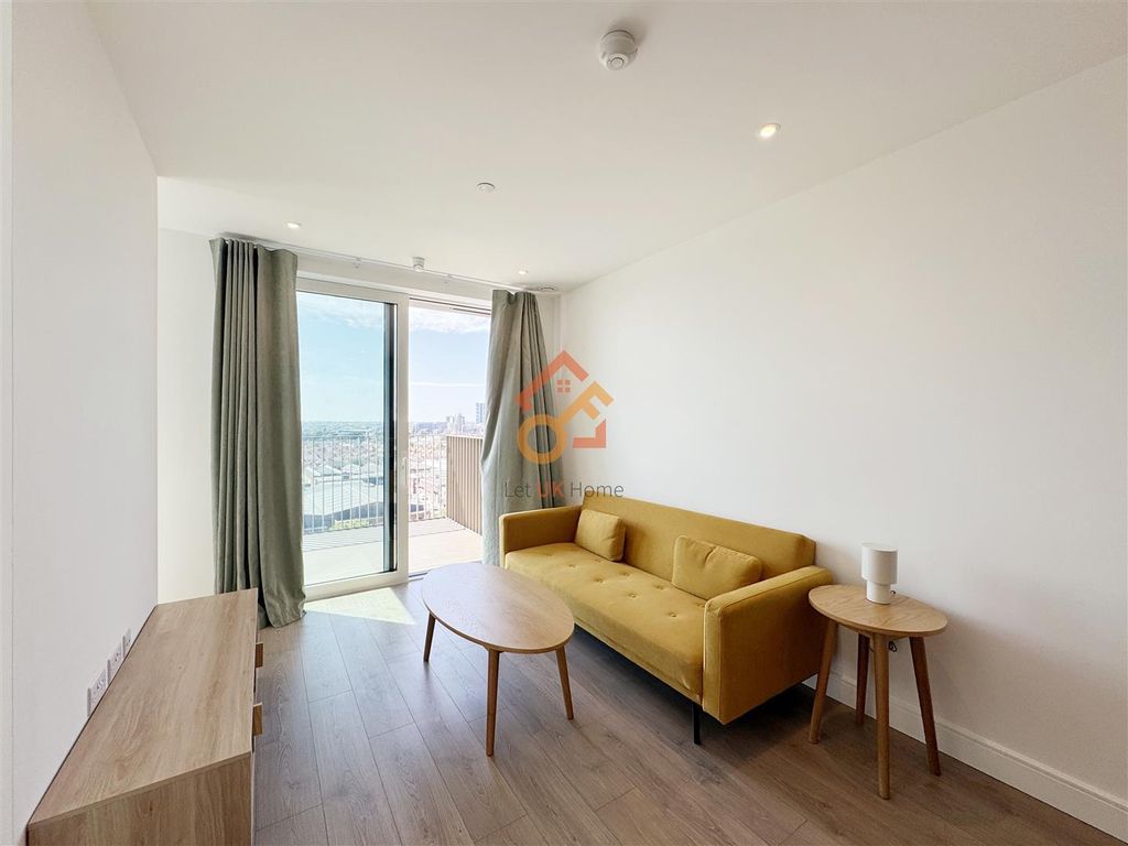 Property photo 3 of 38 ????_2025-08-26_144006_421.Jpg