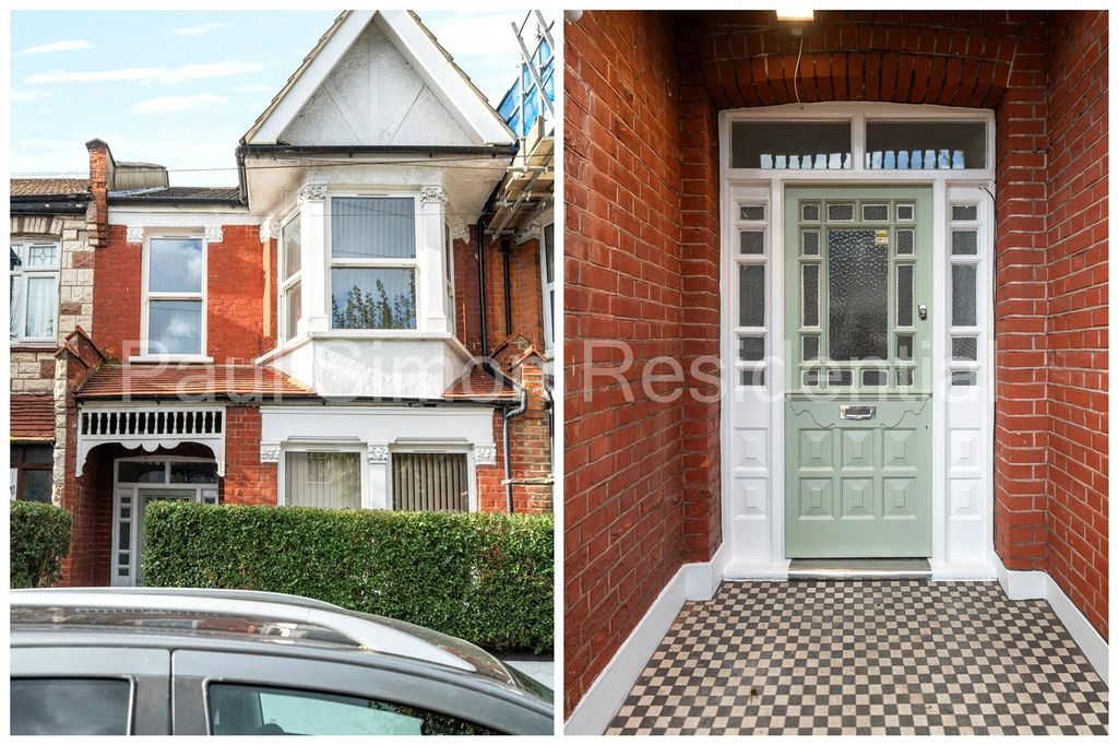 Property photo 2 of 19 Picture No. 24