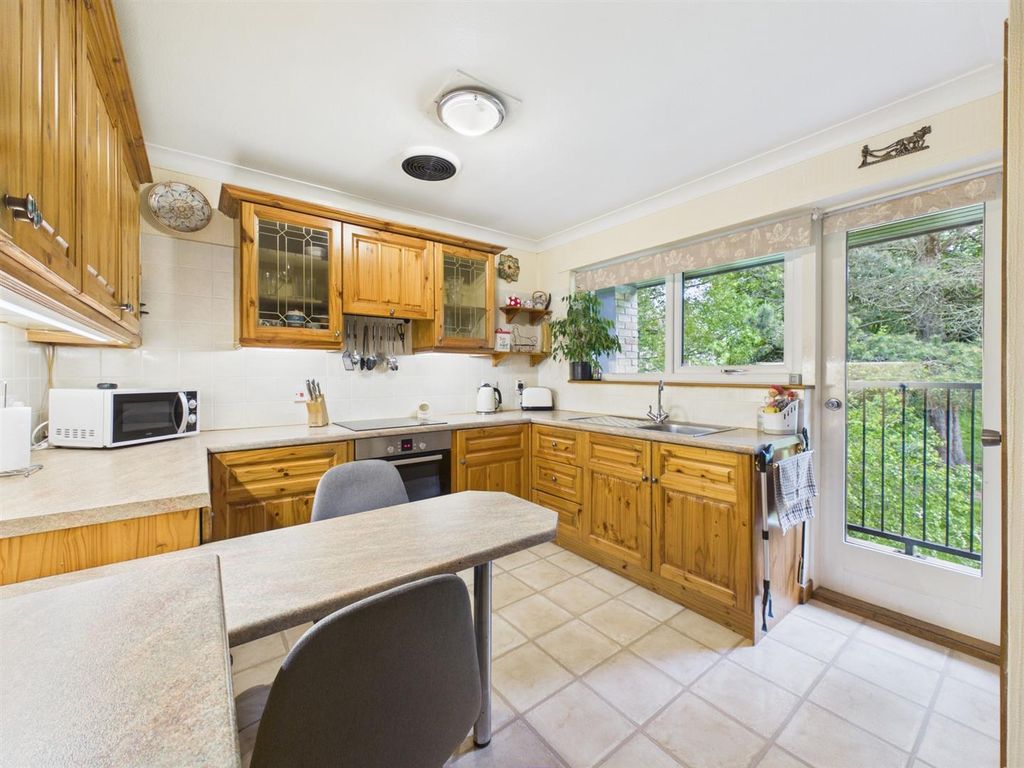 Additional image 4 of 2 bed flat for sale5 Queens Court, Perth PH2