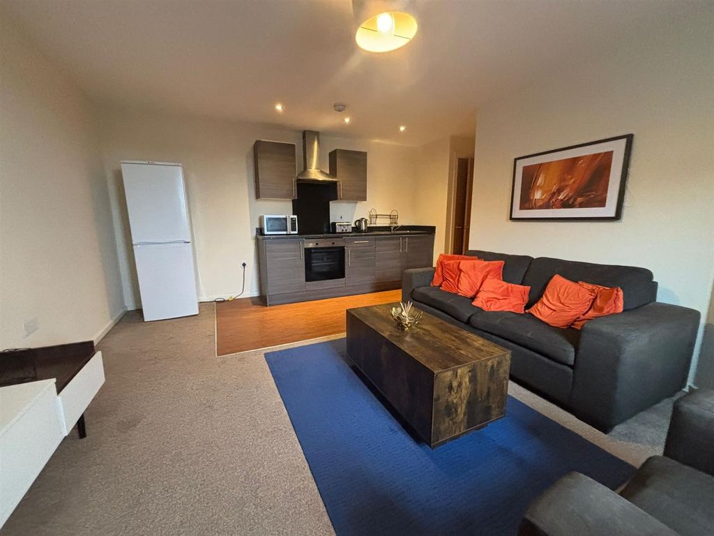 Property photo 1 of 12 Lounge Pic 2.Jpeg