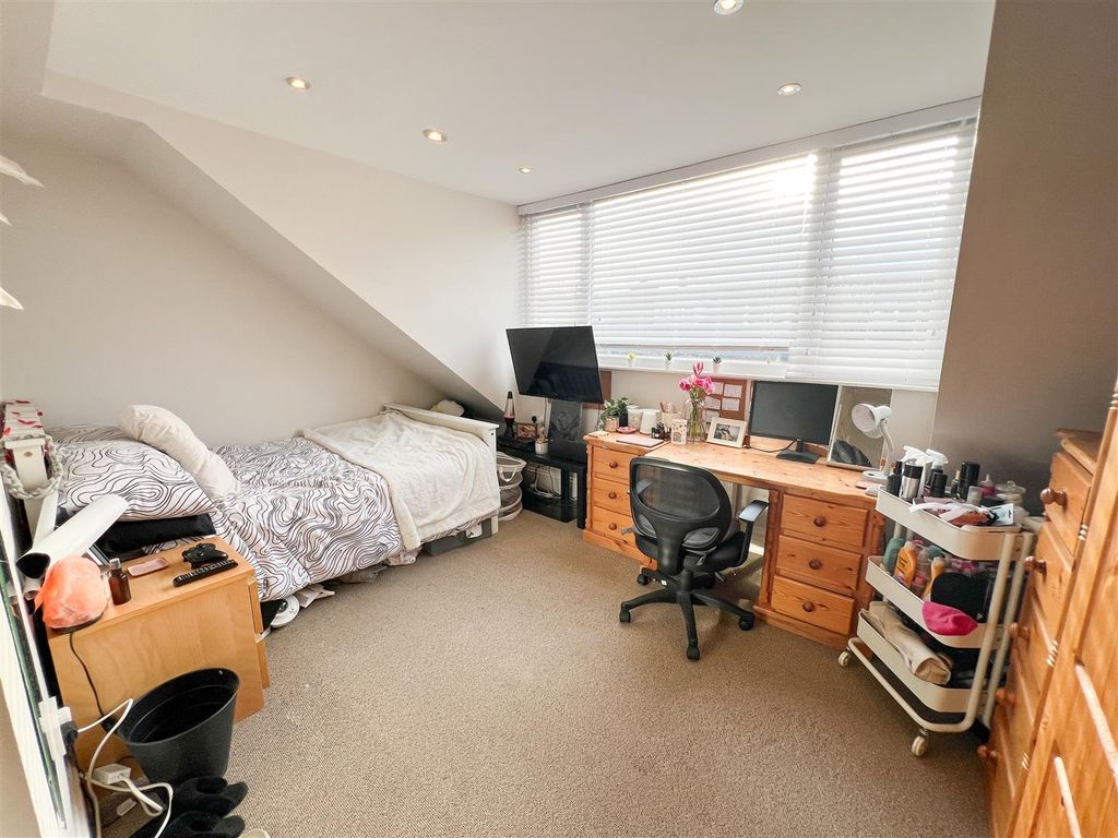 Property photo 1 of 9 Img_4952.Jpg