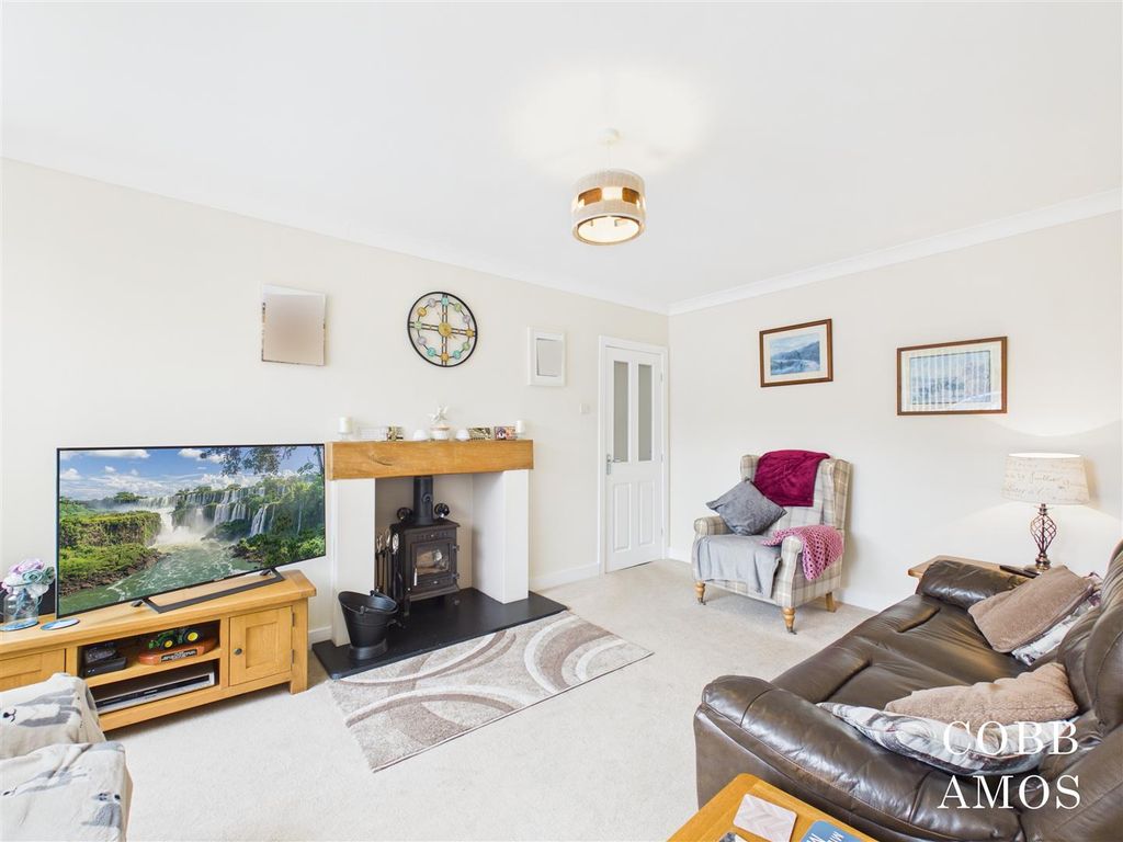 Property photo 2 of 18 Cam03722G0-Pr0142-Still003.Jpg