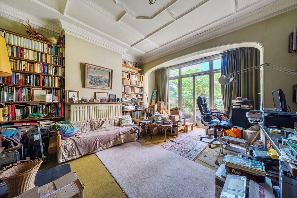 Property photo 3 of 16 1468290-11-6A2847...