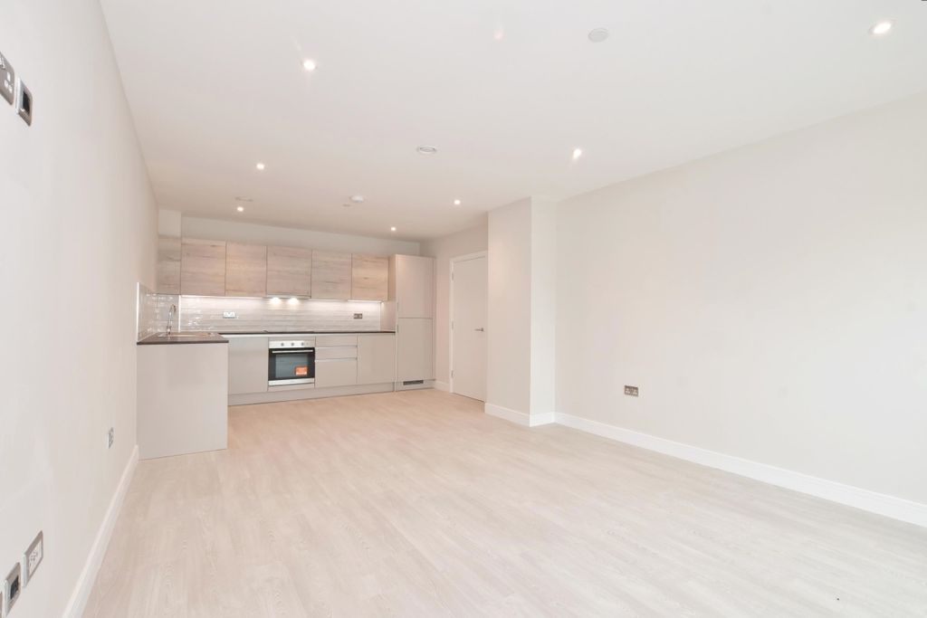 Property photo 3 of 7 Living Room 2