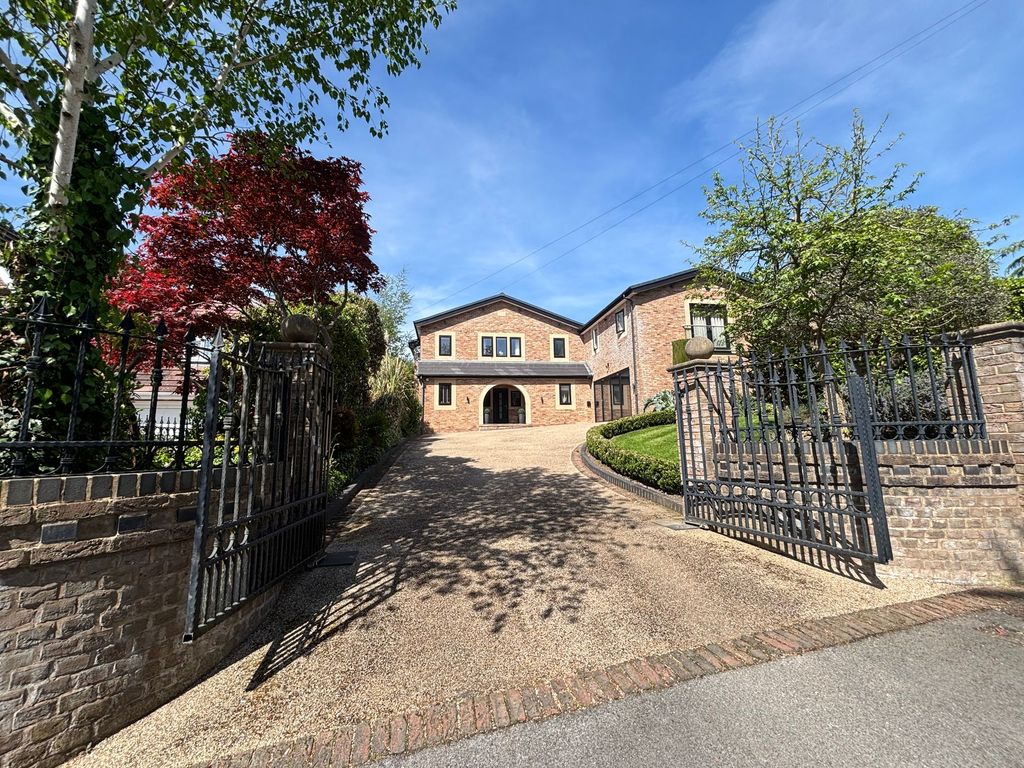 Property photo 1 of 46