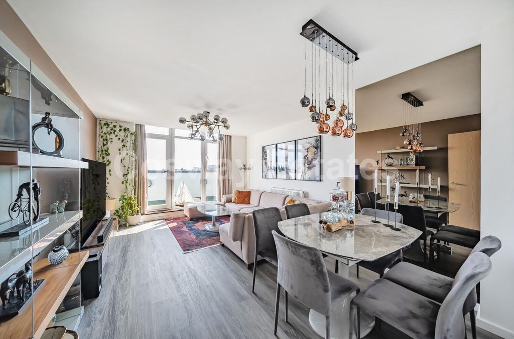 Property photo 1 of 18 7F553Ffe-d333-4c27-B5c5-De8Ecc6324B9.Jpg