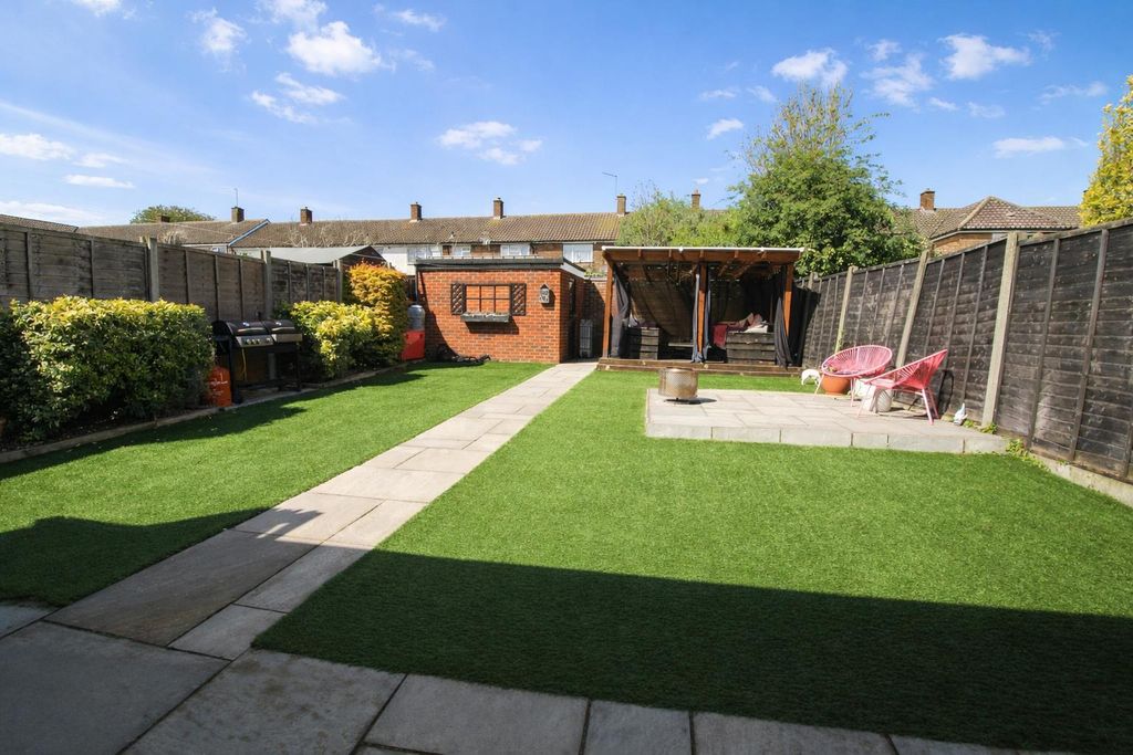 Property photo 3 of 16 Garden.Png