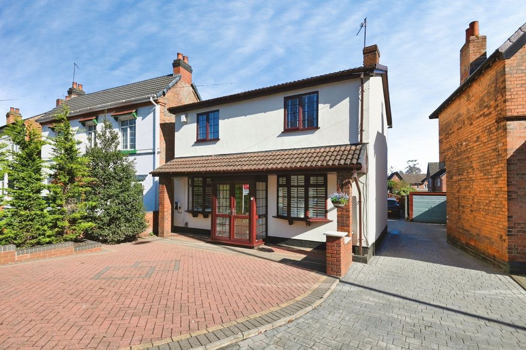 Property photo 1 of 20