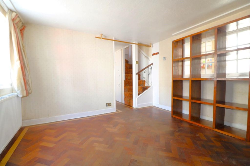 Property photo 3 of 16 Img_2682.Jpg