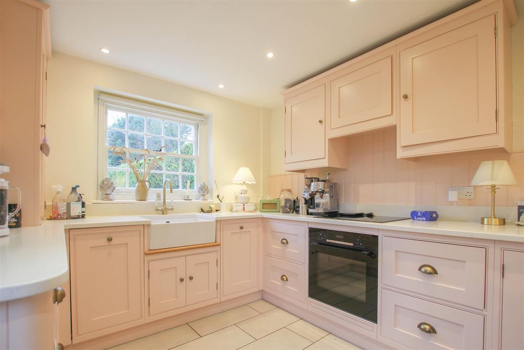 Property photo 2 of 25 Img_9122.Jpg