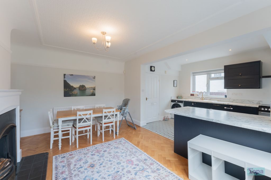 Property photo 3 of 18 Dining Room