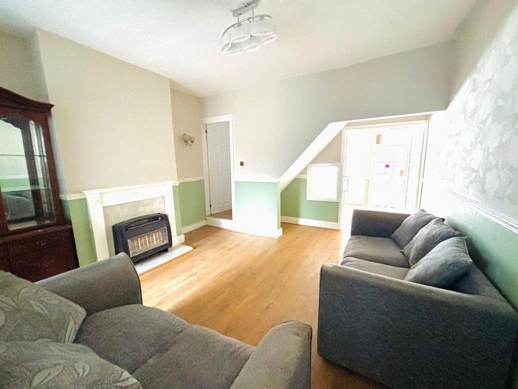 Property photo 3 of 18 Picture No. 03