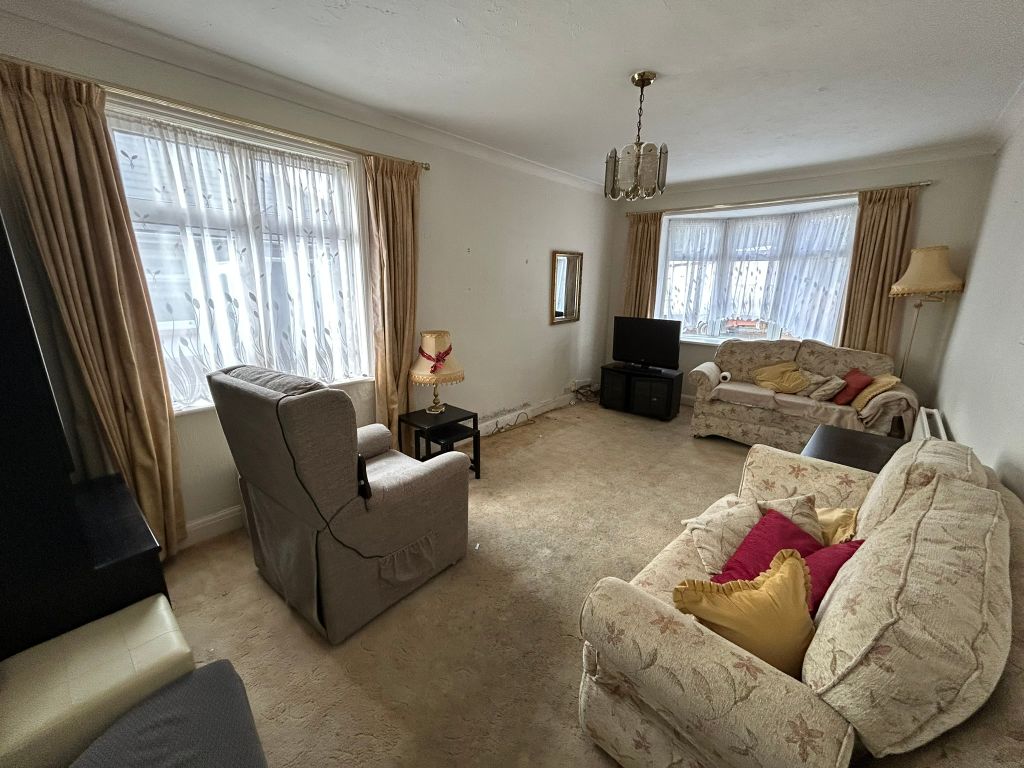 Property photo 3 of 9