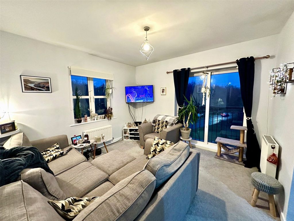 Property photo 2 of 9 Picture No. 03