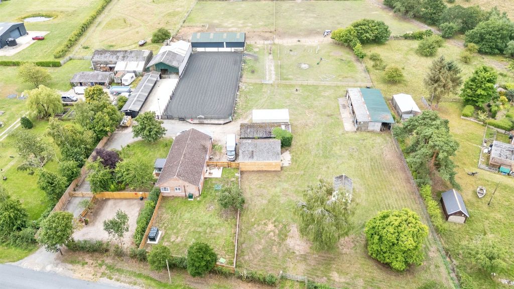 Property photo 3 of 24