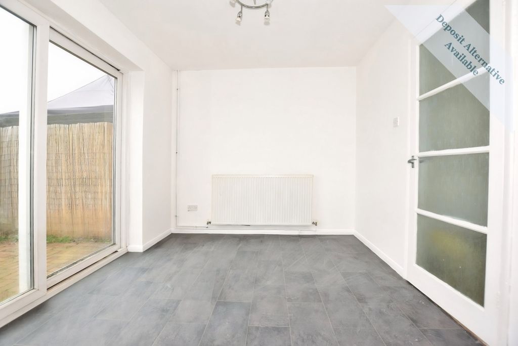 Property photo 2 of 9 Dining Room