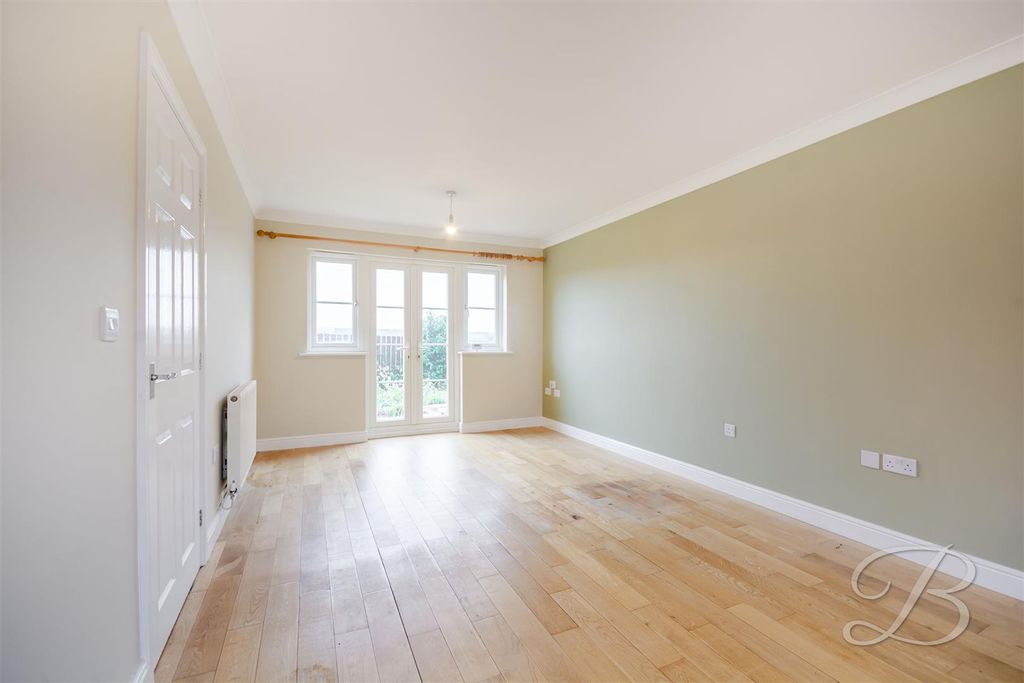 Property photo 3 of 27 Ccltd-10.Jpg