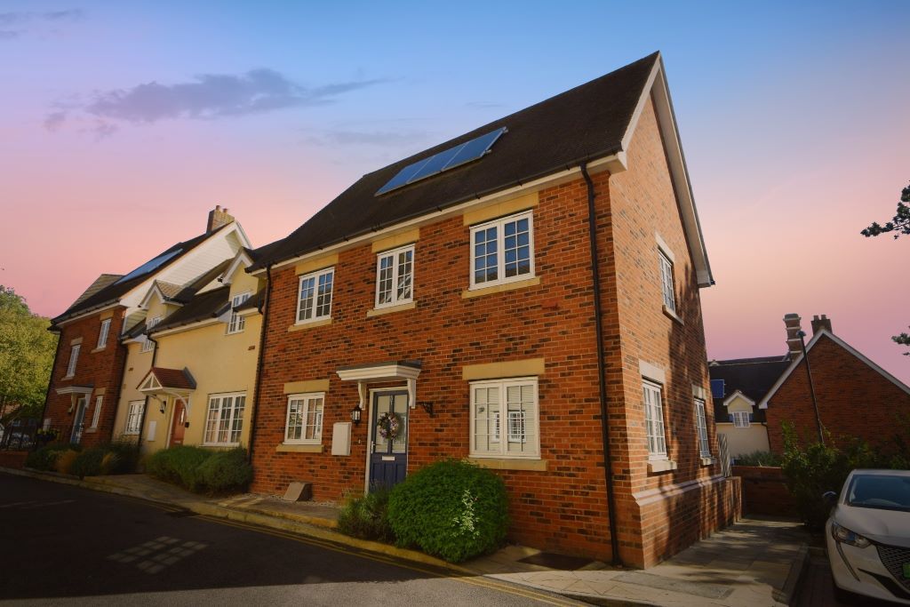 Property photo 1 of 16