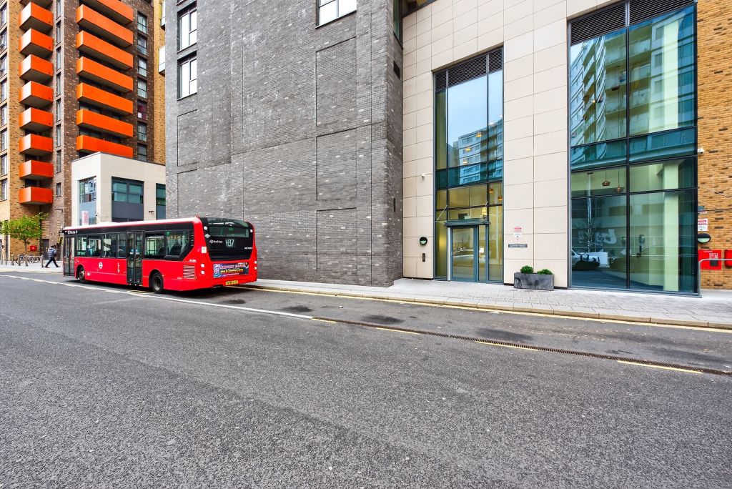 Property photo 2 of 20