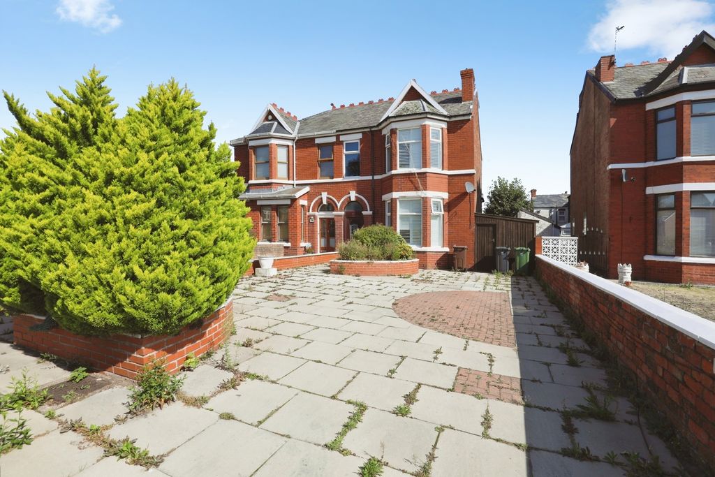 Property photo 2 of 14 Pbox-Img.Jpg
