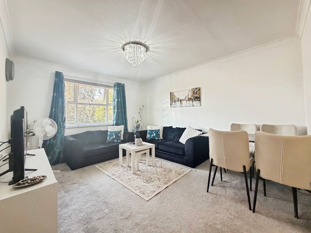 Property photo 2 of 8 Pbox-Img.Jpg