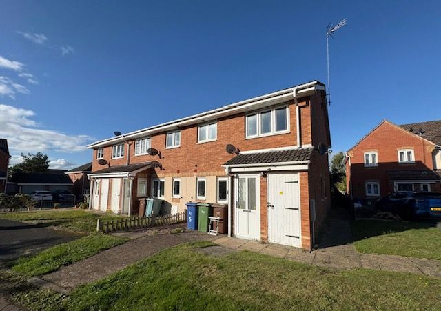 Property photo 1 of 11 Bedroom