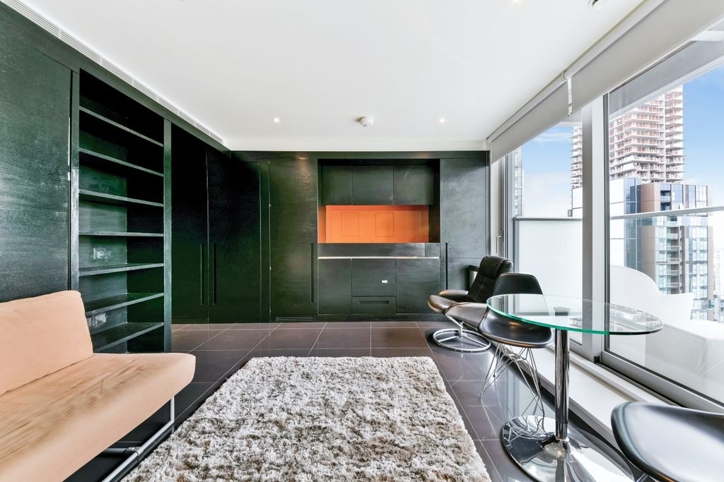 Property photo 3 of 11 Living