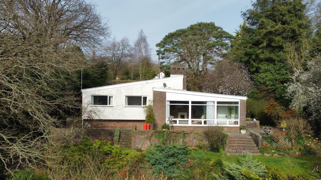 Property photo 1 of 26