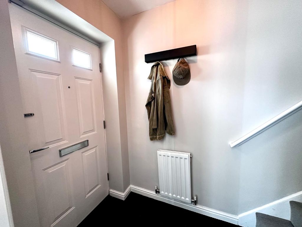 Property photo 3 of 25 Entrance Door