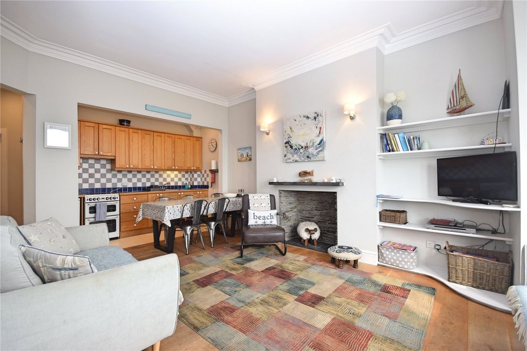 Property photo 3 of 15 Picture No. 17