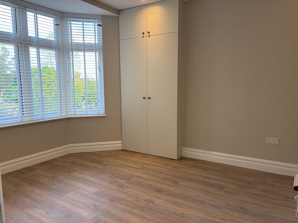 Property photo 2 of 3