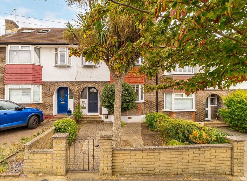 Property photo 1 of 8