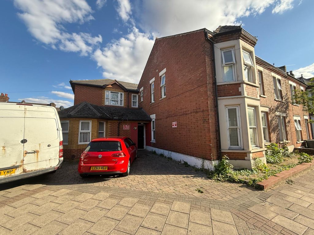 Property photo 1 of 4