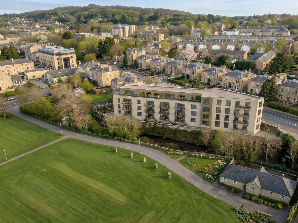 Property photo 1 of 8 Spring