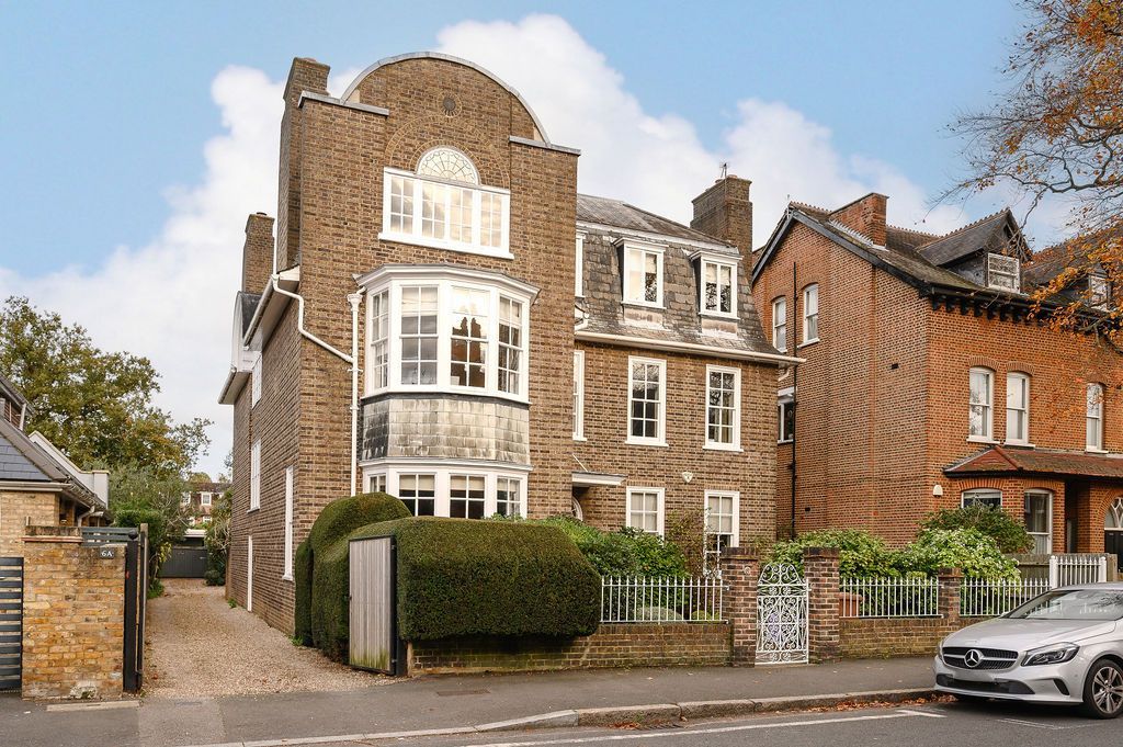 Property photo 1 of 57