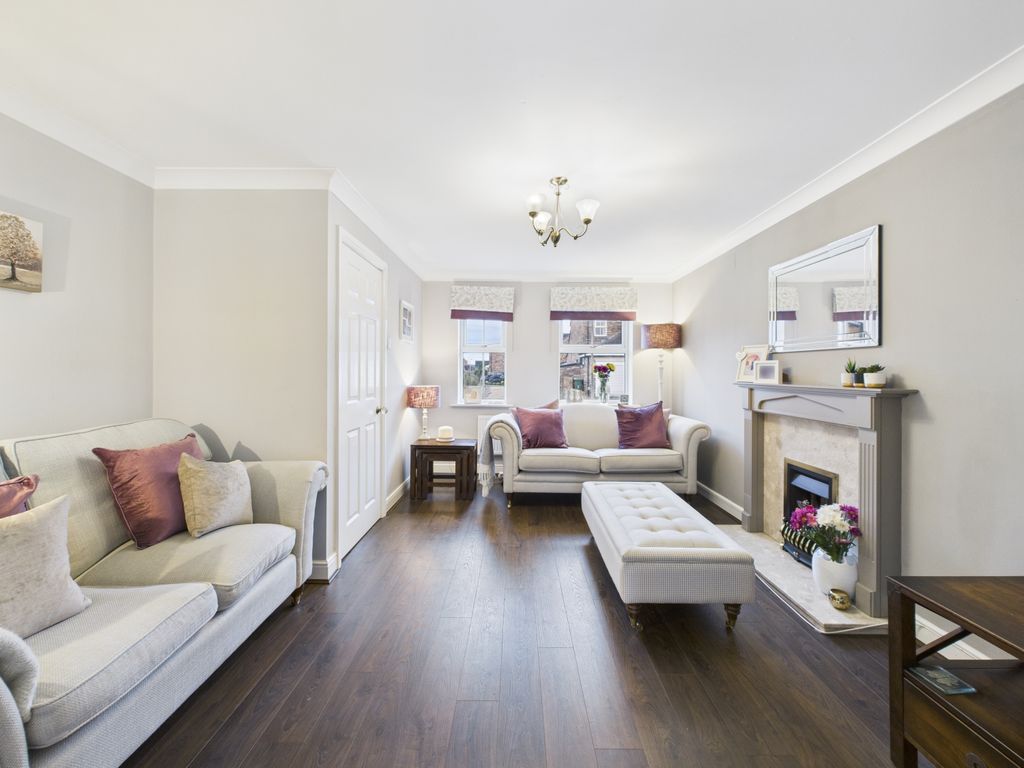 Property photo 2 of 21