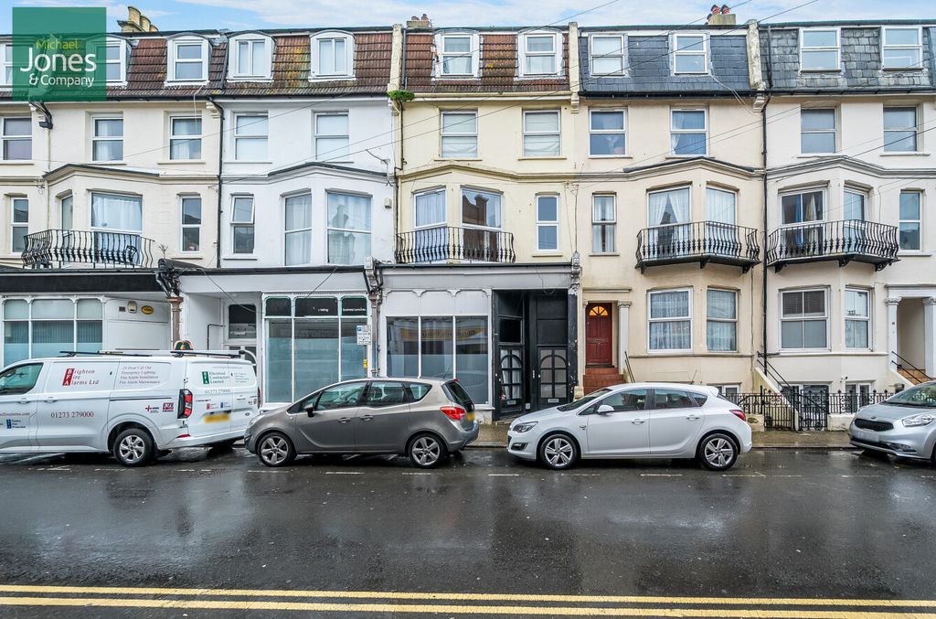 Property photo 1 of 15 External