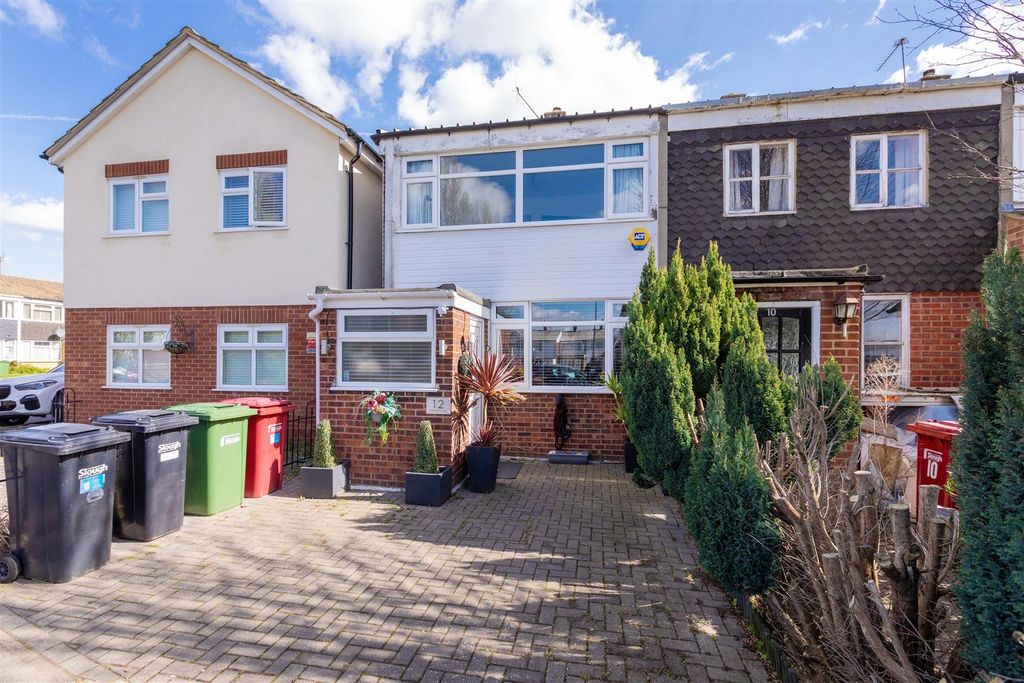 Property photo 1 of 16 12 Patricia Close-1.Jpg