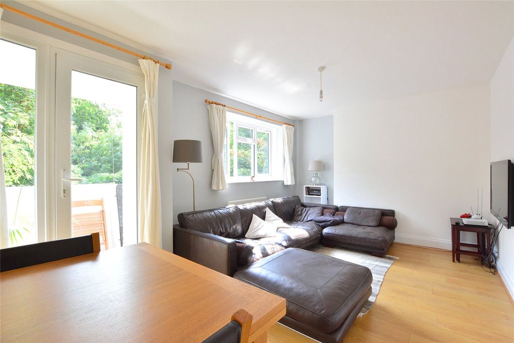 Property photo 1 of 12 Picture No. 02