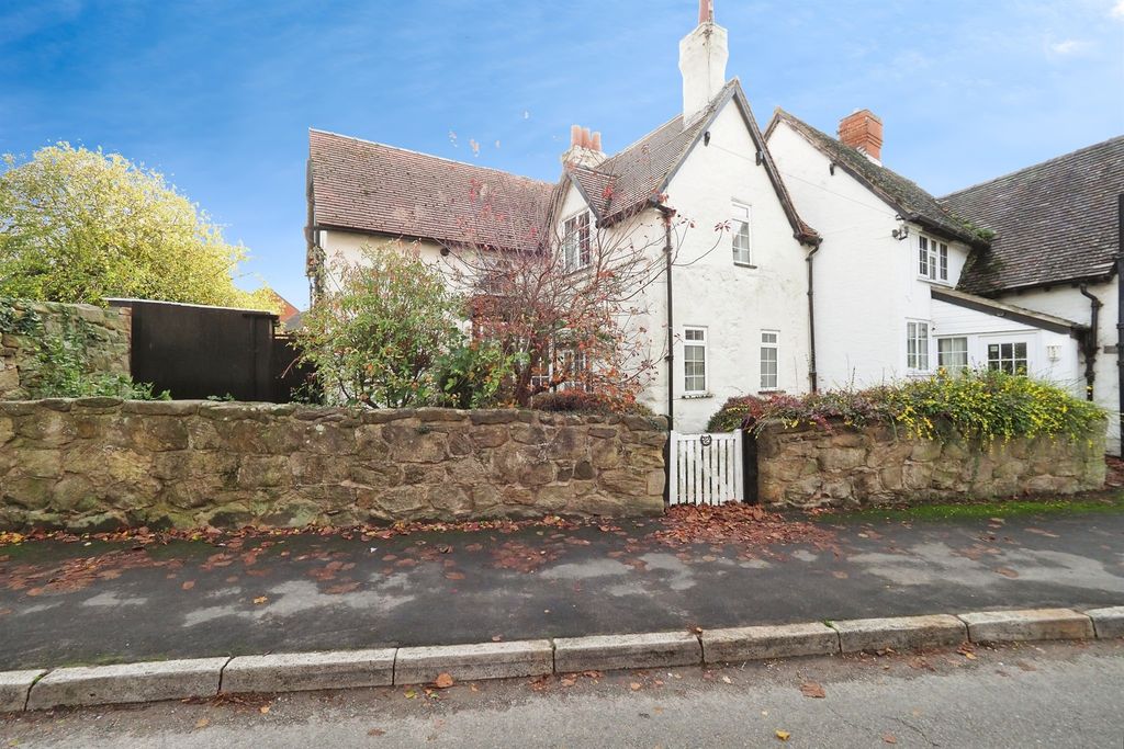 Property photo 2 of 17