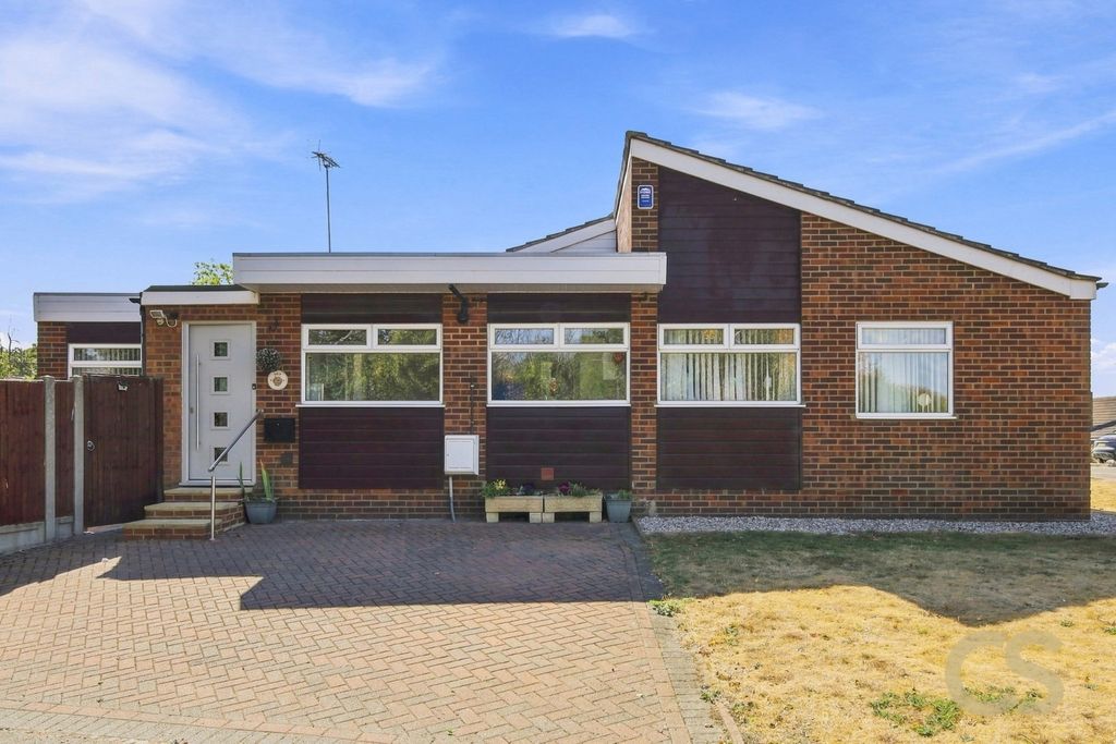 Property photo 1 of 19 5374811